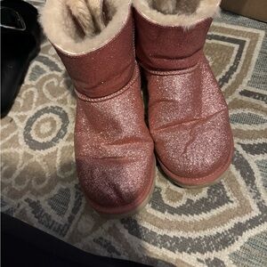 Ugg pink glitter winter collection in pink